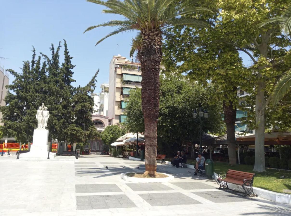 Studio In Kallithea Next To Kiprou Square Atenas Exterior foto